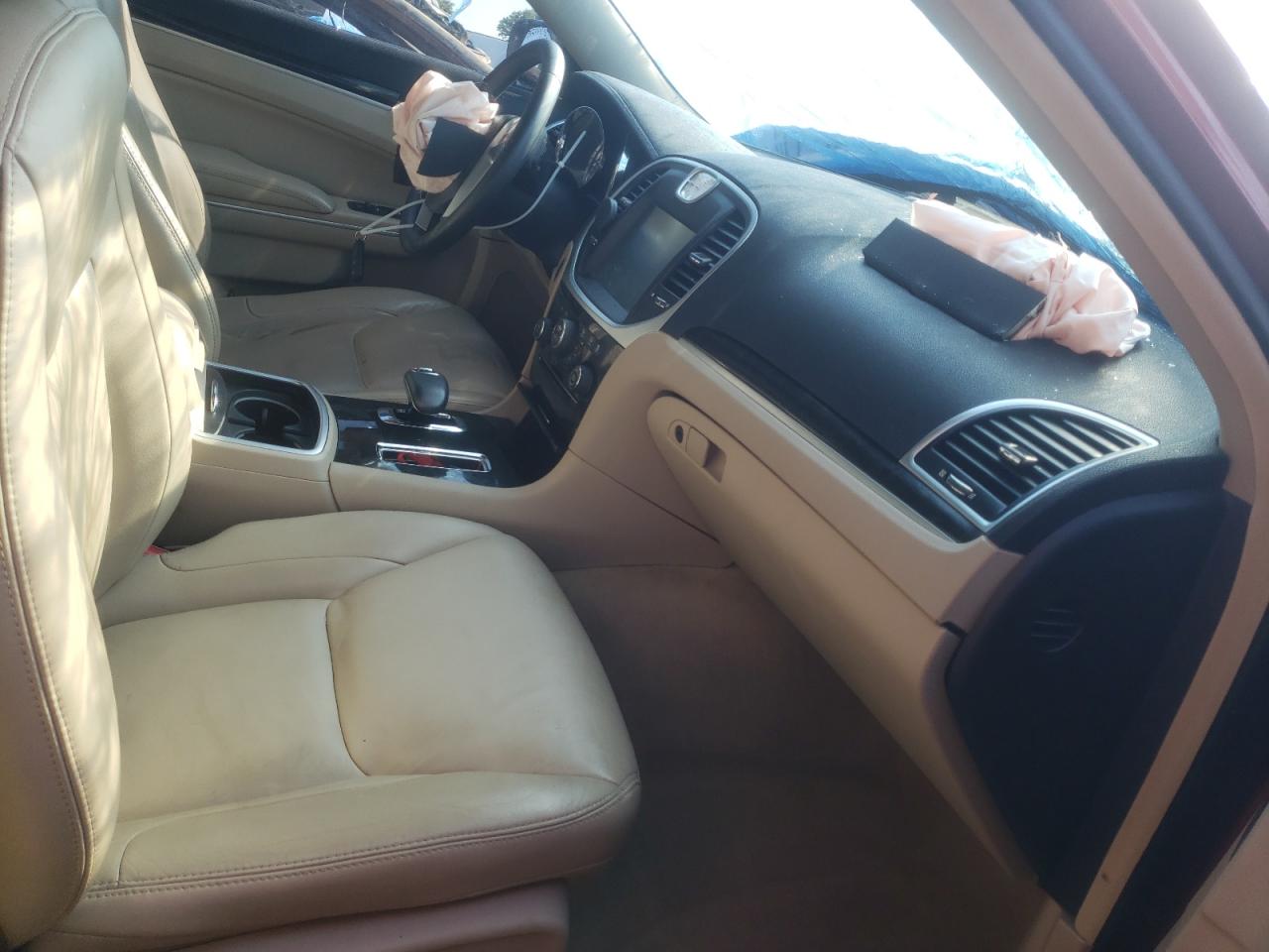 Photo 5 from auction – 2012 CHRYSLER 300 LIMITE with VIN 2C3CCACG6CH195108