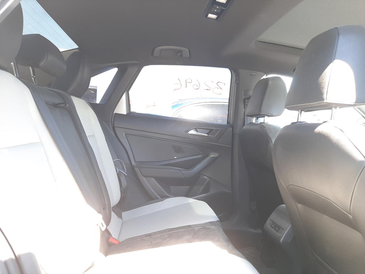 Photo 6 from auction – 2019 VOLKSWAGEN JETTA with VIN 3VWC57BU9KM266508