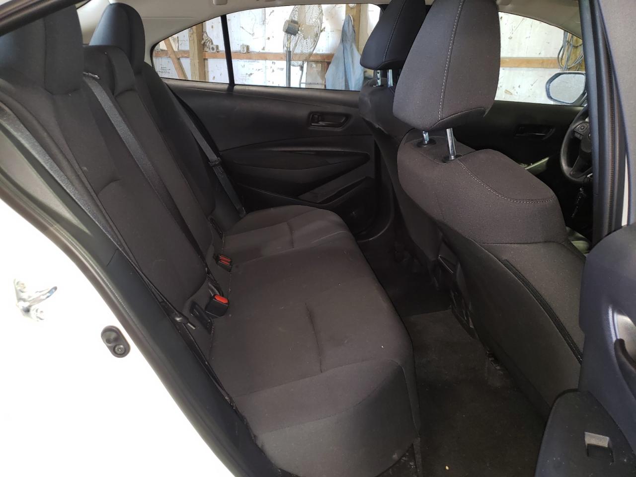 Photo 6 from auction – 2022 TOYOTA COROLLA LE with VIN 5YFEPMAE0NP299067