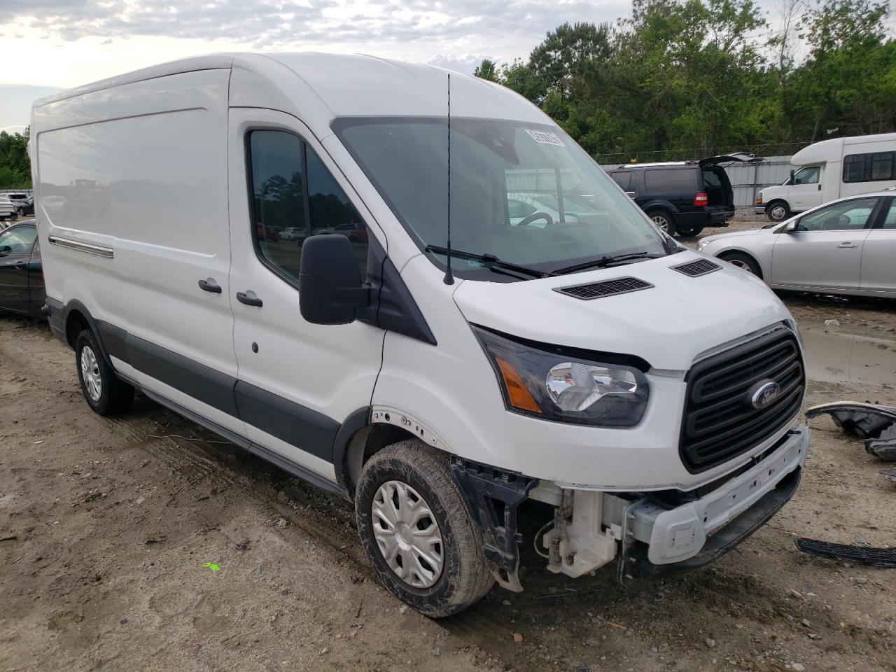 FORD TRANSIT T- 2019 z numerem VIN 1FTYR2CM7KKA88863 - Zdjęcie z aukcji