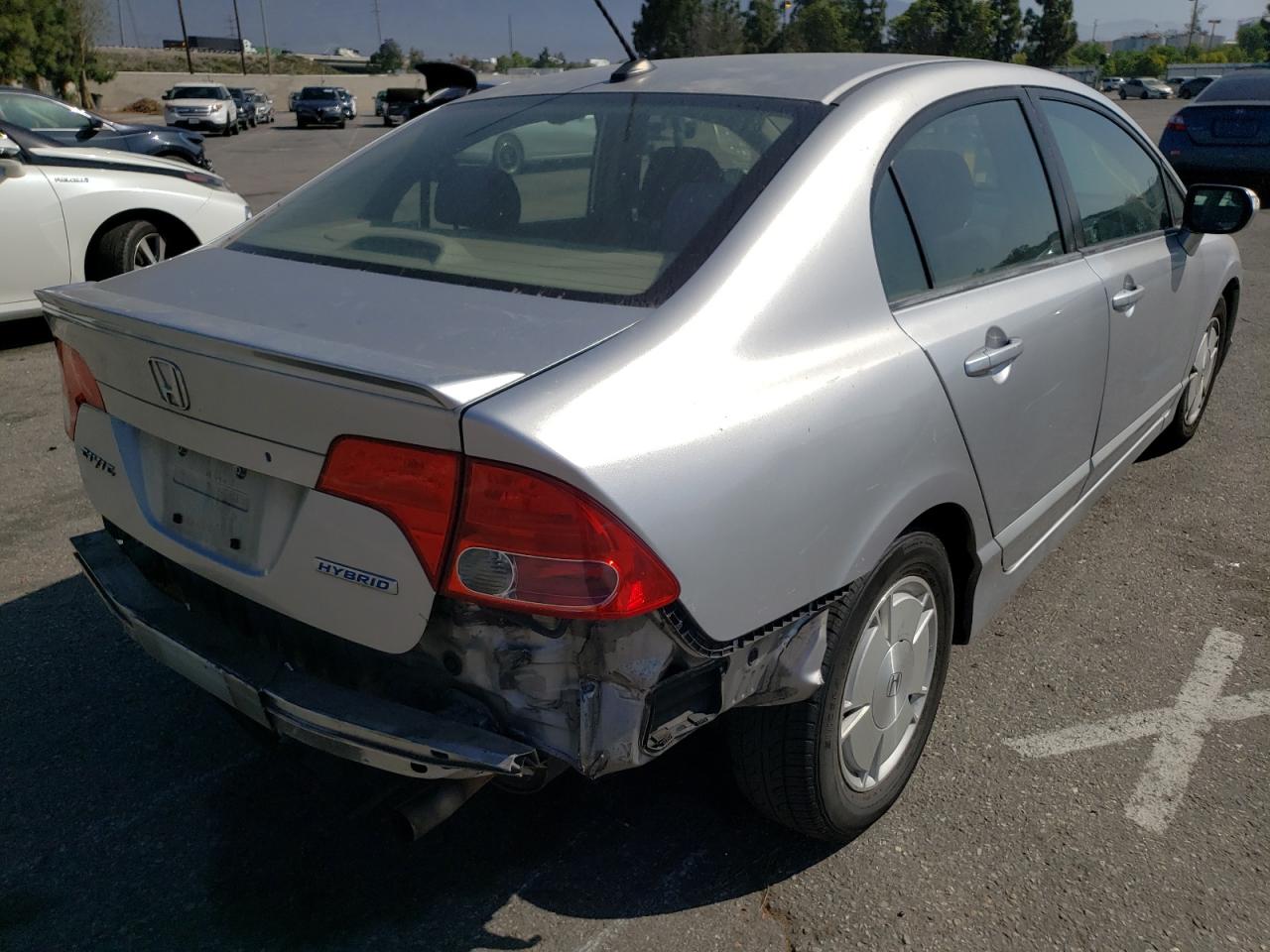 Photo 4 from auction – 2007 HONDA CIVIC HYBR with VIN JHMFA362X7S010226