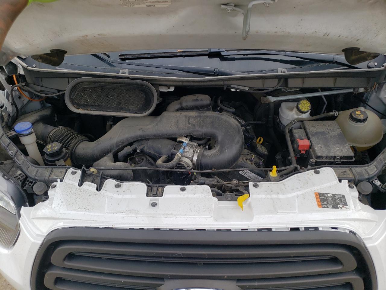 Photo 7 from auction – 2019 FORD TRANSIT T- with VIN 1FTYR2CM7KKA88863