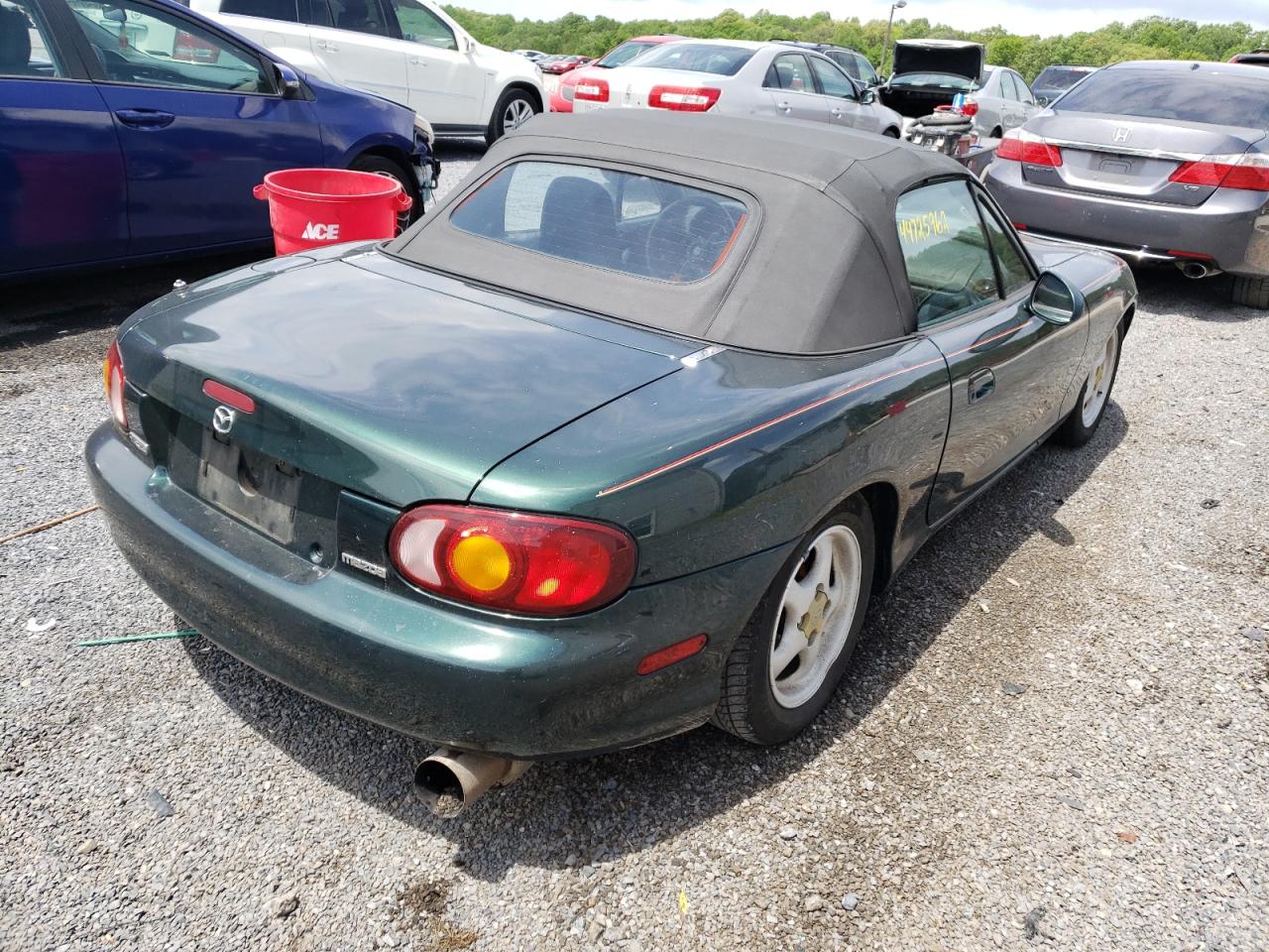 Photo 4 from auction – 2000 MAZDA MX-5 MIATA with VIN JM1NB3532Y0146948