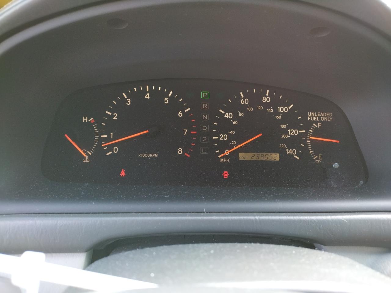 Photo 8 from auction – 2001 LEXUS ES 300 with VIN JT8BF28G310338545
