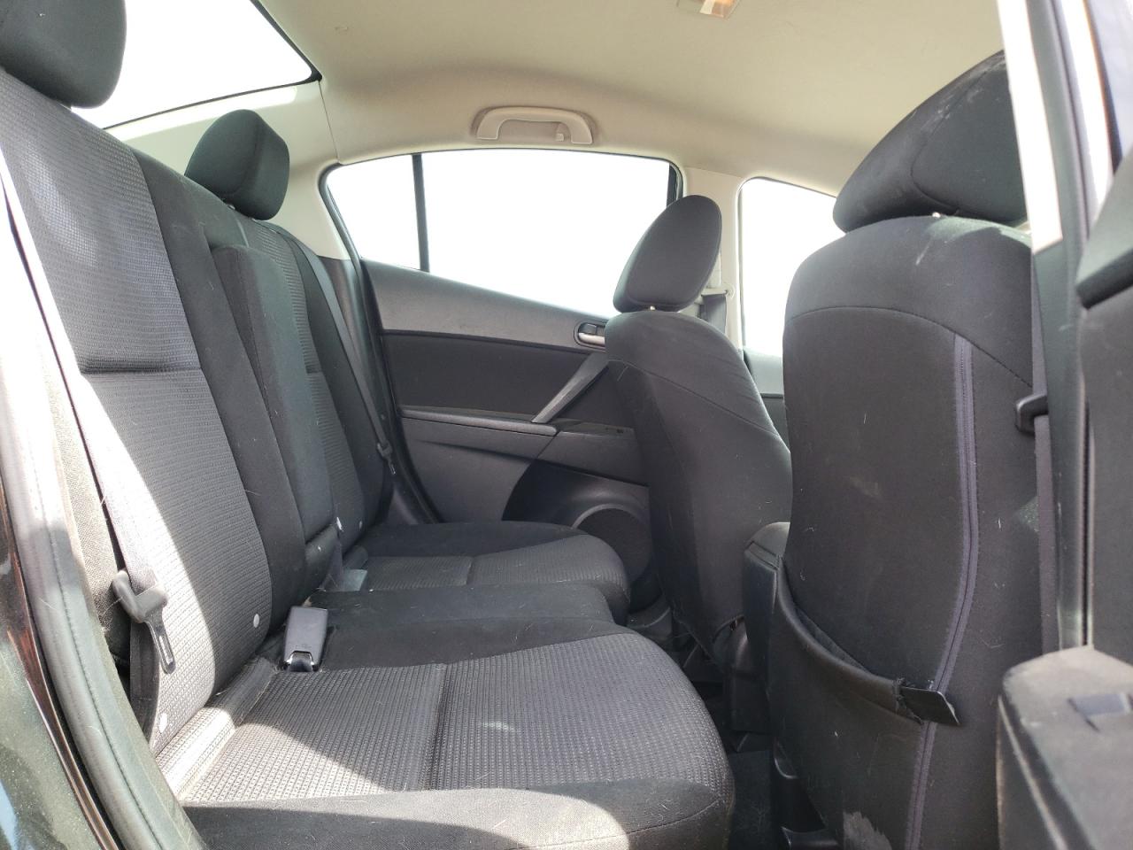 Photo 6 from auction – 2012 MAZDA 3 I with VIN JM1BL1V74C1655384