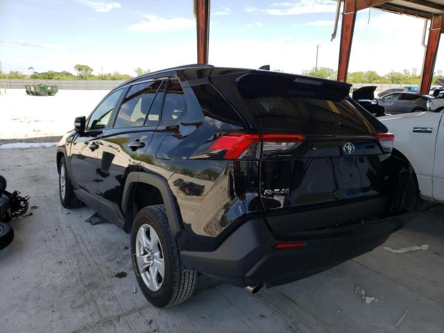 Photo 3 from auction – 2021 TOYOTA RAV4 XLE with VIN 2T3W1RFV7MC097876