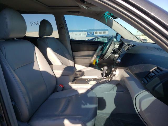 Photo 5 from auction – 2011 TOYOTA HIGHLANDER with VIN 5TDBK3EH6BS074977