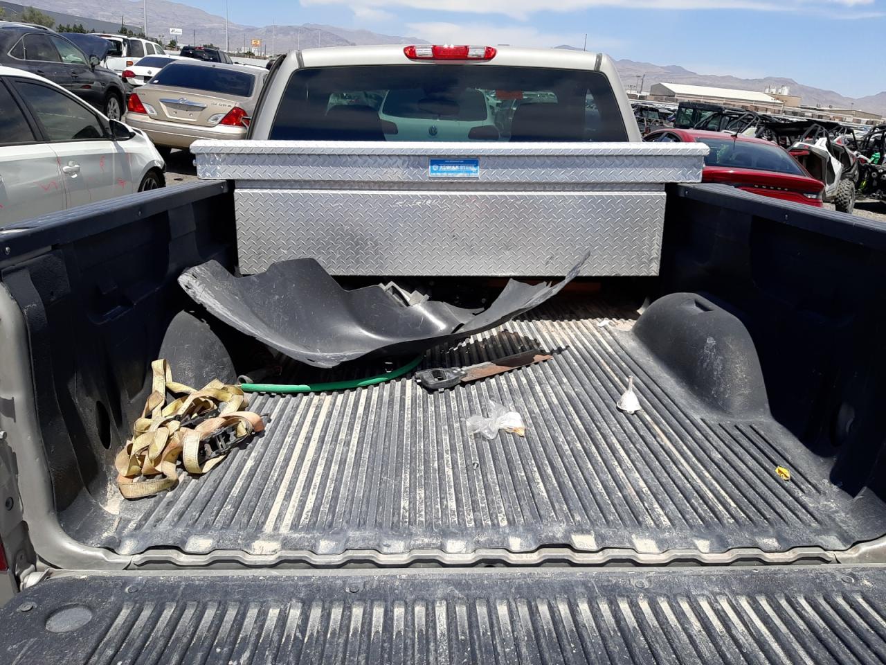 Photo 9 from auction – 2009 CHEVROLET SILVERADO with VIN 1GCEC14X99Z233216