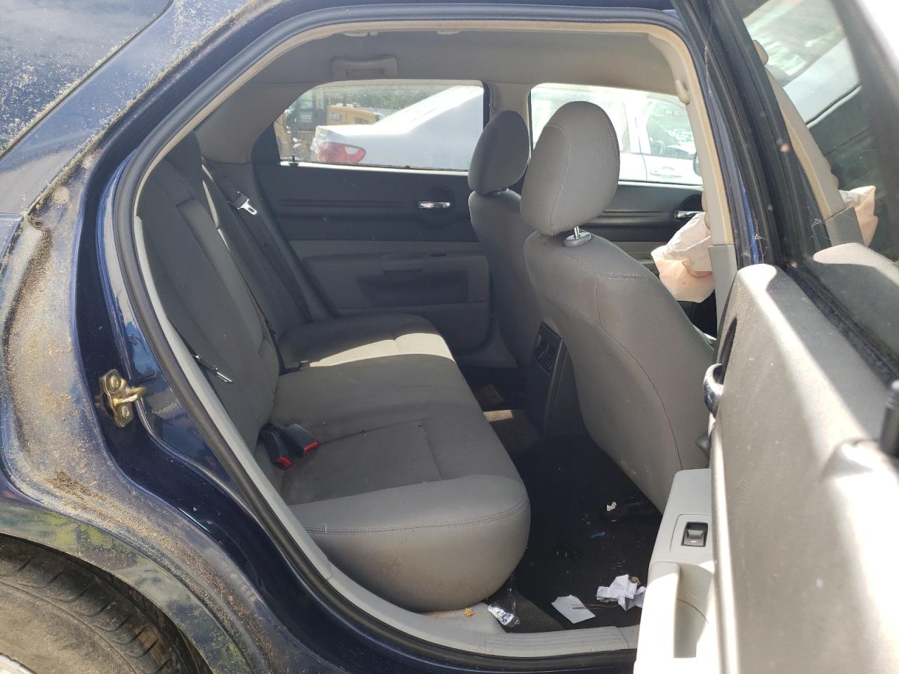 Photo 6 from auction – 2006 DODGE MAGNUM SXT with VIN 2D4FV47V96H364672