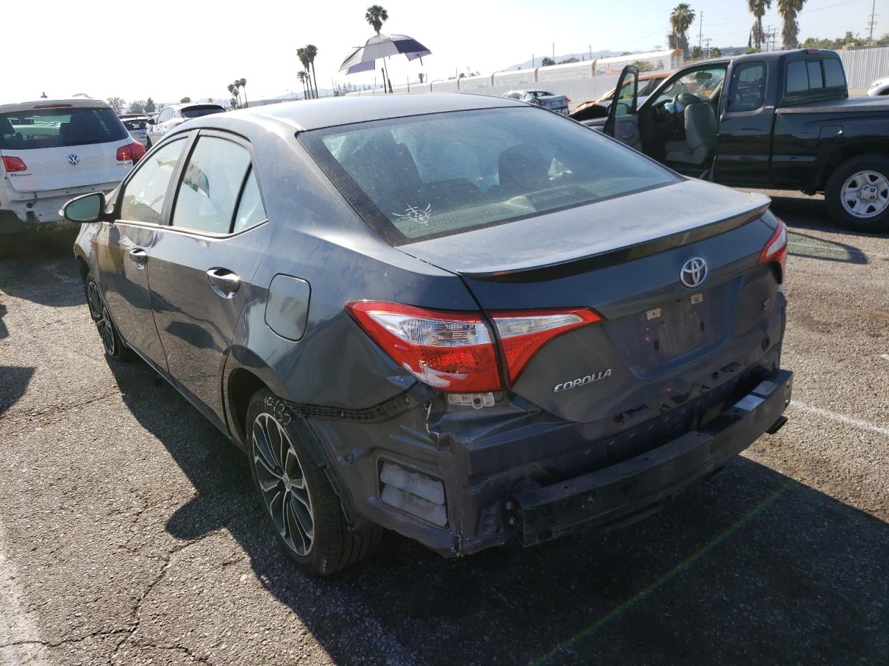 Photo 3 from auction – 2015 TOYOTA COROLLA L with VIN 5YFBURHE8FP359872