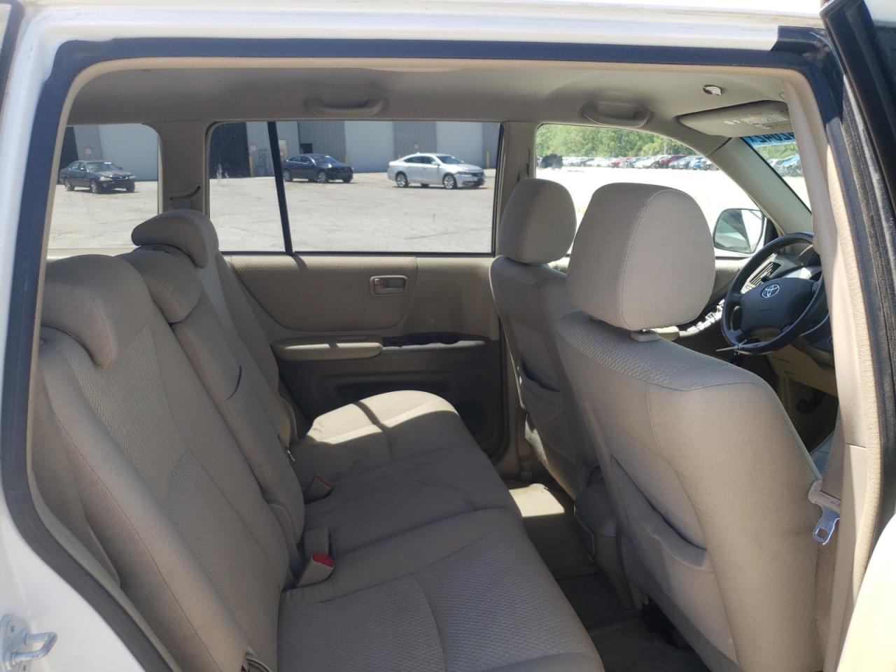 Photo 6 from auction – 2005 TOYOTA HIGHLANDER with VIN JTEEP21AX50071102