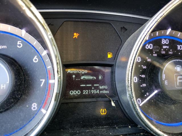 Photo 8 from auction – 2011 HYUNDAI SONATA SE with VIN 5NPEC4AC6BH250667