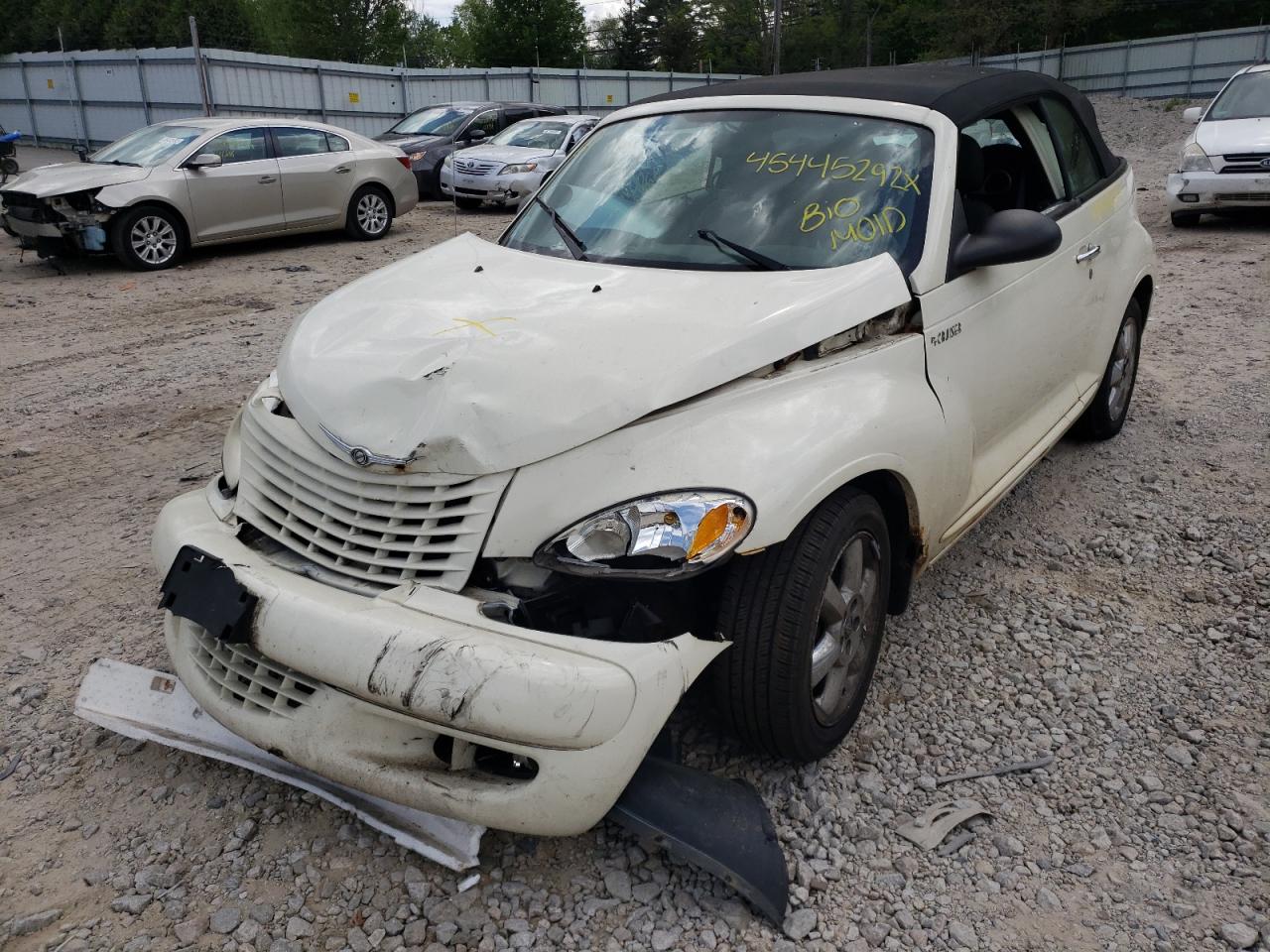 Photo 15 from auction – 2005 CHRYSLER PT CRUISER with VIN 3C3EY55E25T306938