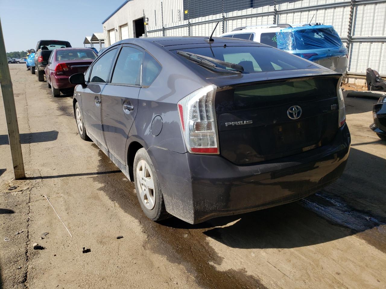 Photo 3 from auction – 2011 TOYOTA PRIUS with VIN JTDKN3DU8B5312498