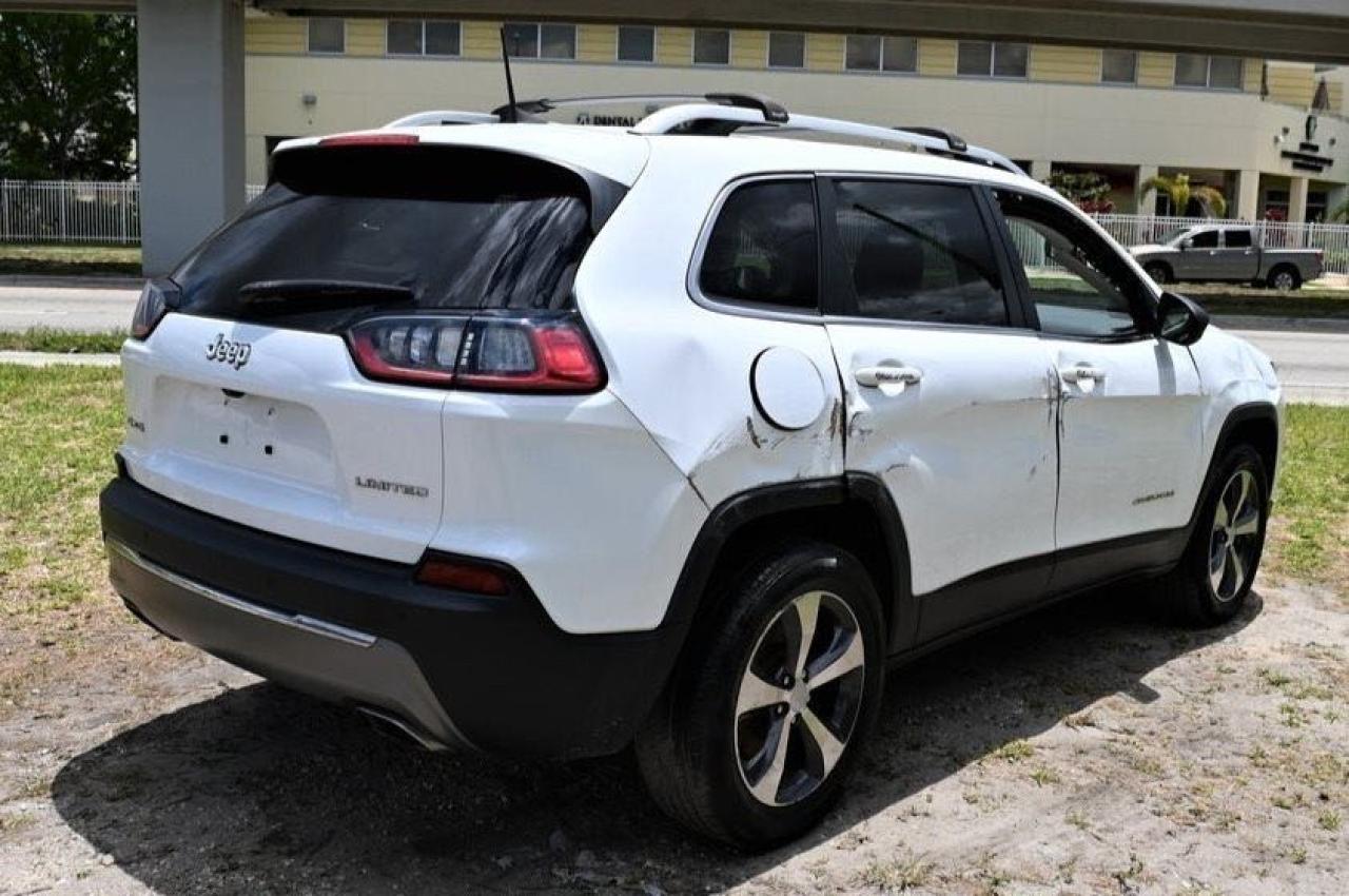 Photo 4 from auction – 2019 JEEP CHEROKEE L with VIN 1C4PJMDX0KD295123