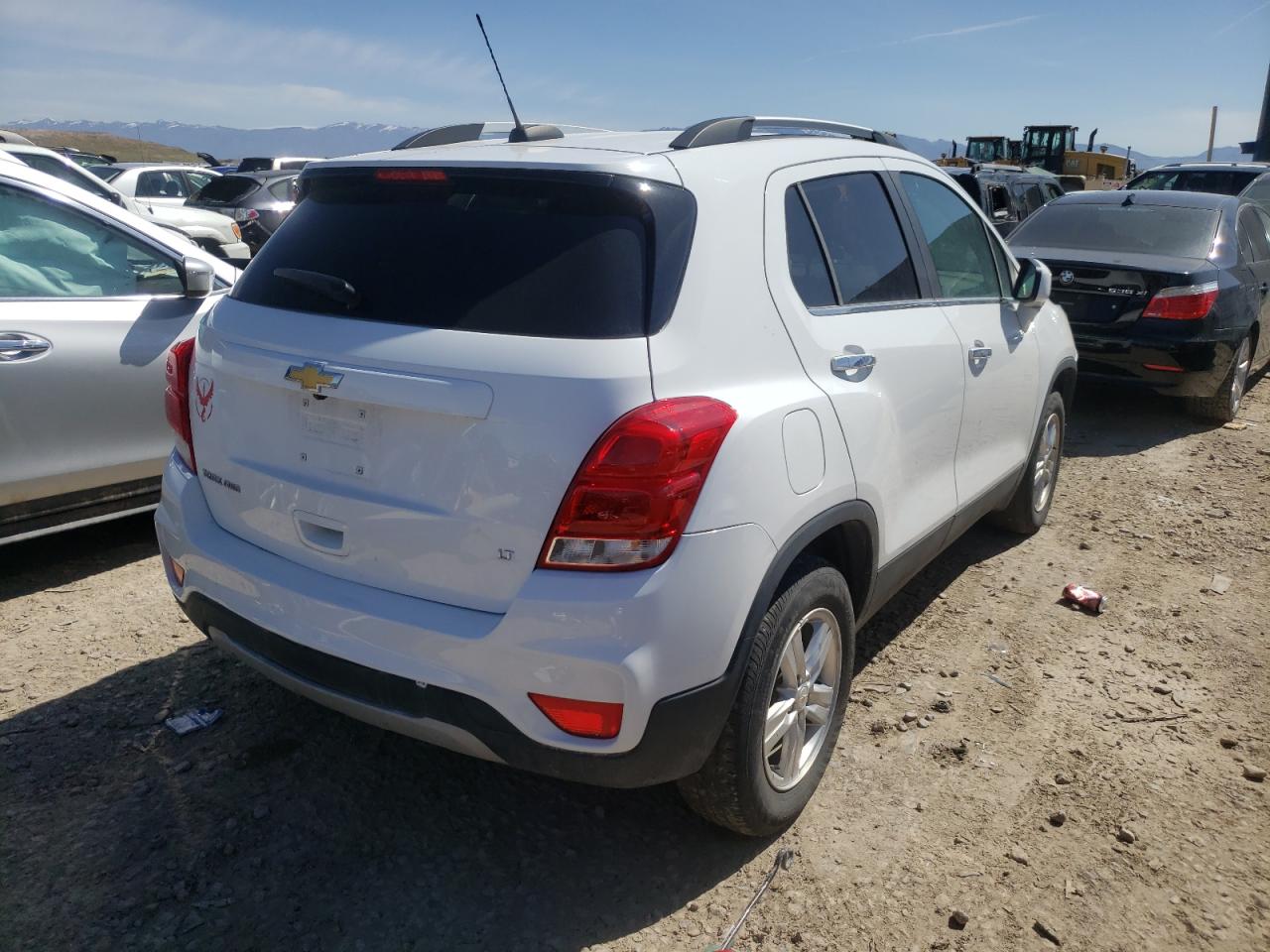 Photo 4 from auction – 2019 CHEVROLET TRAX 1LT with VIN KL7CJPSB1KB819444