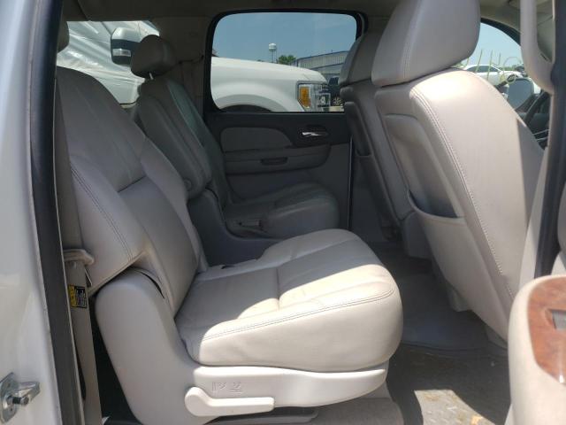 Photo 6 from auction – 2007 CHEVROLET SUBURBAN C with VIN 1GNFC16J87J156001