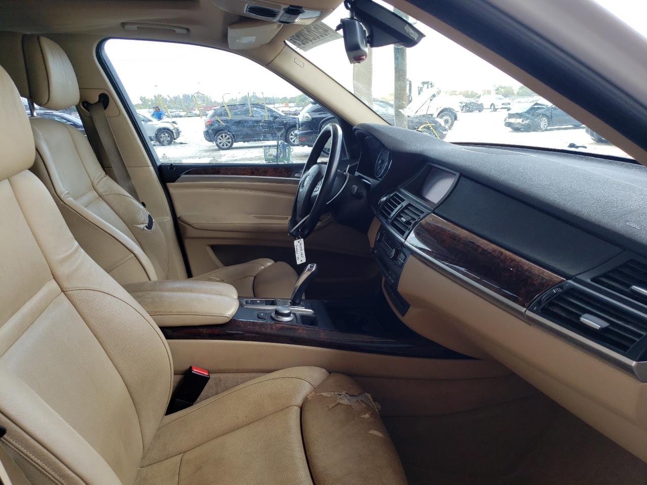 Photo 5 from auction – 2008 BMW X5 4.8I with VIN 5UXFE83508L163922