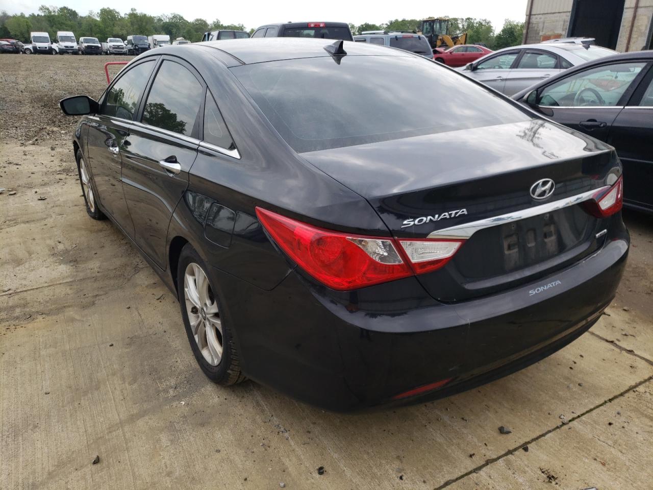 Photo 16 from auction – 2013 HYUNDAI SONATA SE with VIN 5NPEC4AC1DH607093