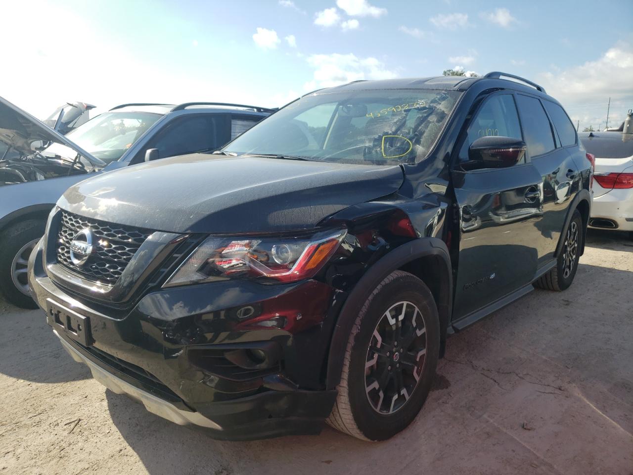 Photo 2 from auction – 2020 NISSAN PATHFINDER with VIN 5N1DR2BN8LC583881