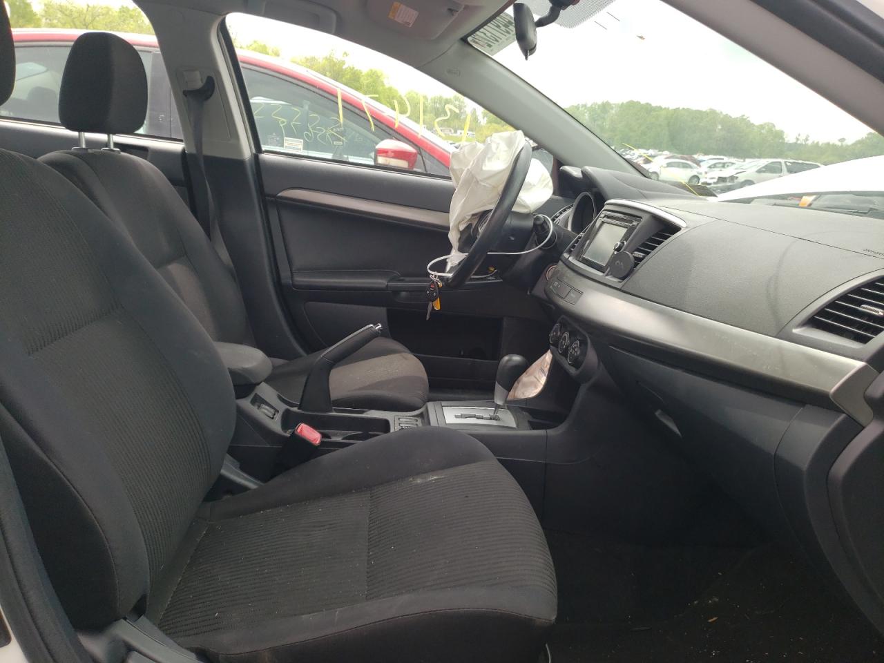 Photo 5 from auction – 2014 MITSUBISHI LANCER SE with VIN JA32V2FW9EU008548