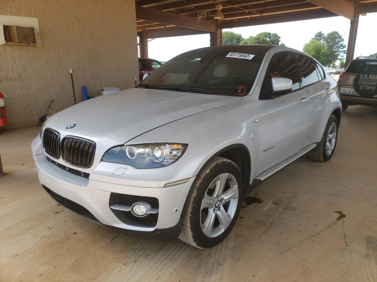 Photo 2 from auction – 2012 BMW X6 XDRIVE5 with VIN 5UXFG8C58CL590221