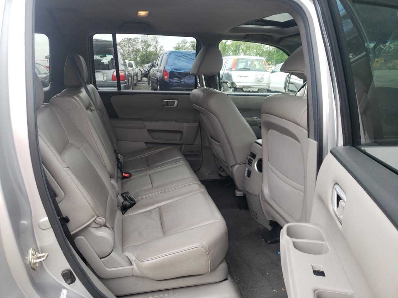 Photo 16 from auction – 2012 HONDA PILOT EXL with VIN 5FNYF4H58CB075916