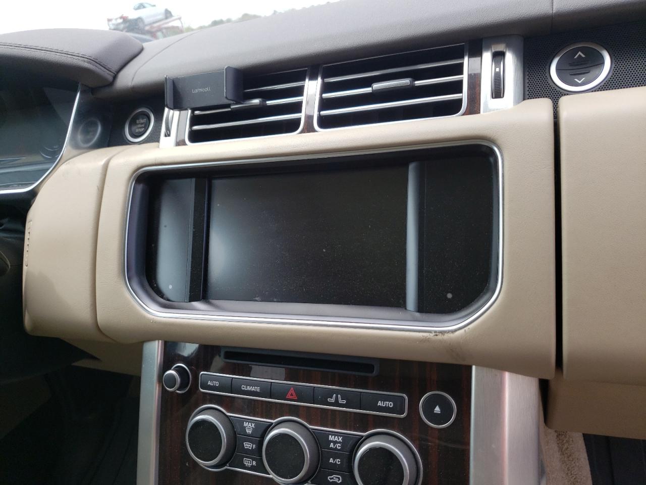 Photo 9 from auction – 2016 LAND ROVER RANGE ROVE with VIN SALGS2PFXGA289352