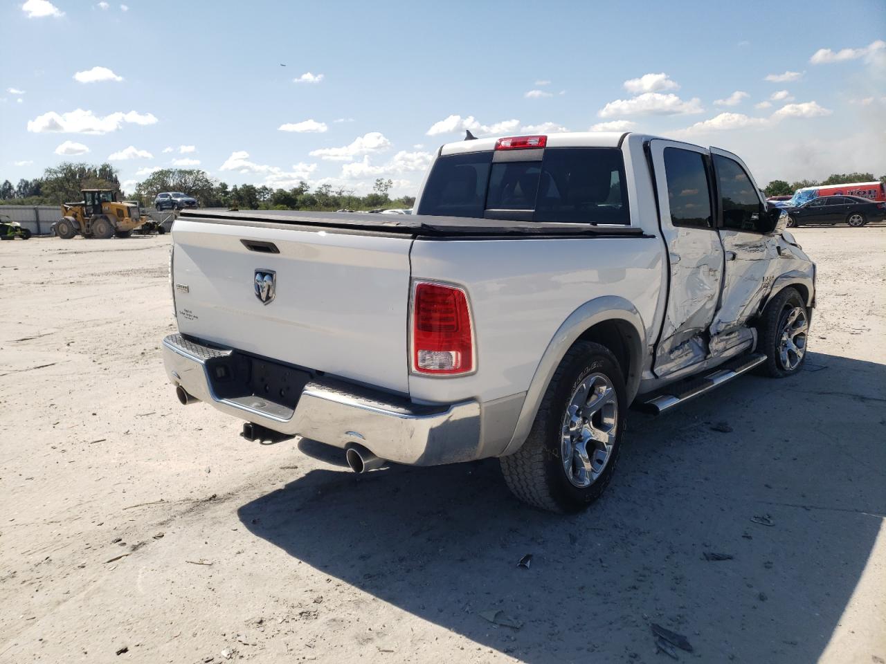 Photo 4 from auction – 2014 RAM 1500 LARAM with VIN 1C6RR6NT1ES332647