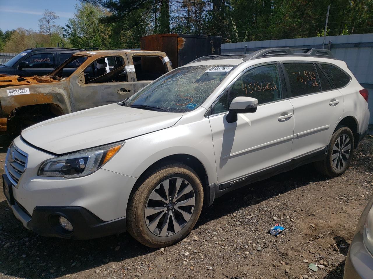 Photo 15 from auction – 2015 SUBARU OUTBACK 2. with VIN 4S4BSALC4F3319712