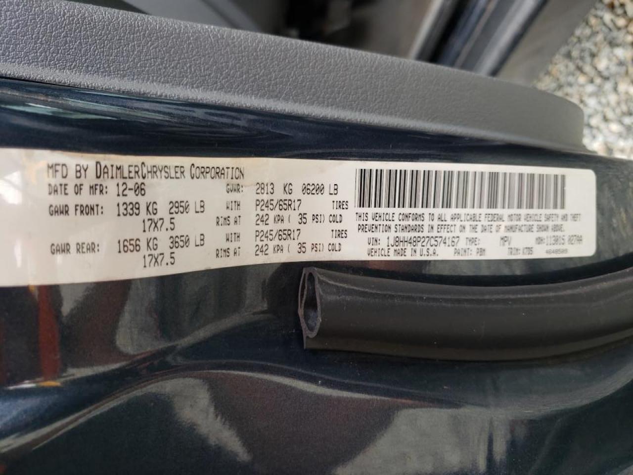Photo 10 from auction – 2007 JEEP COMMANDER with VIN 1J8HH48P27C574167