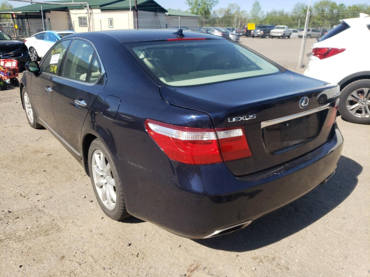 Photo 3 from auction – 2008 LEXUS LS 460 with VIN JTHBL46FX85053756
