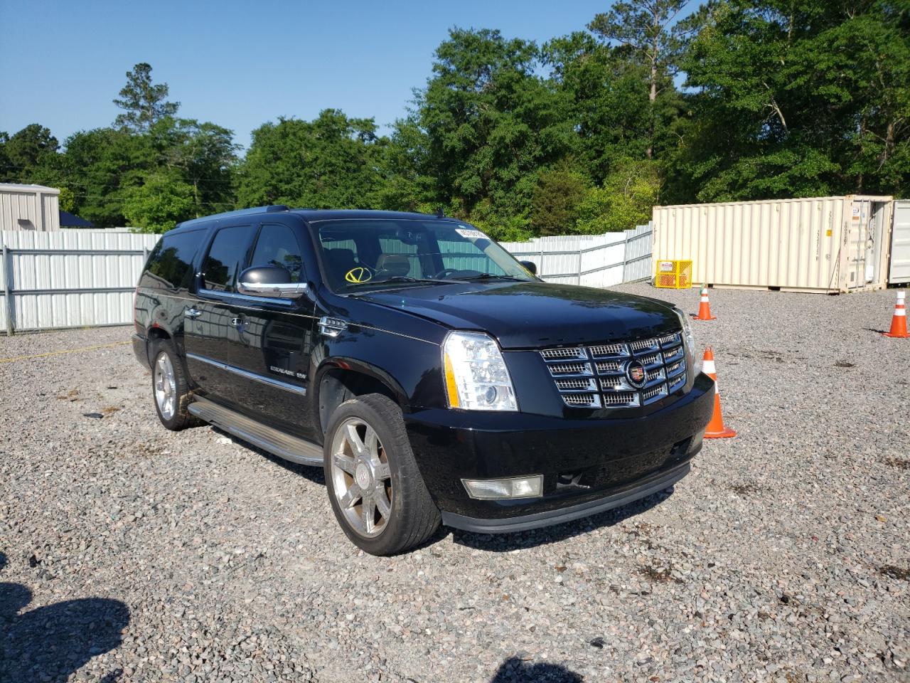 CADILLAC ESCALADE E 2011 with VIN 1GYS3HEFXBR129674 - Photo from auction