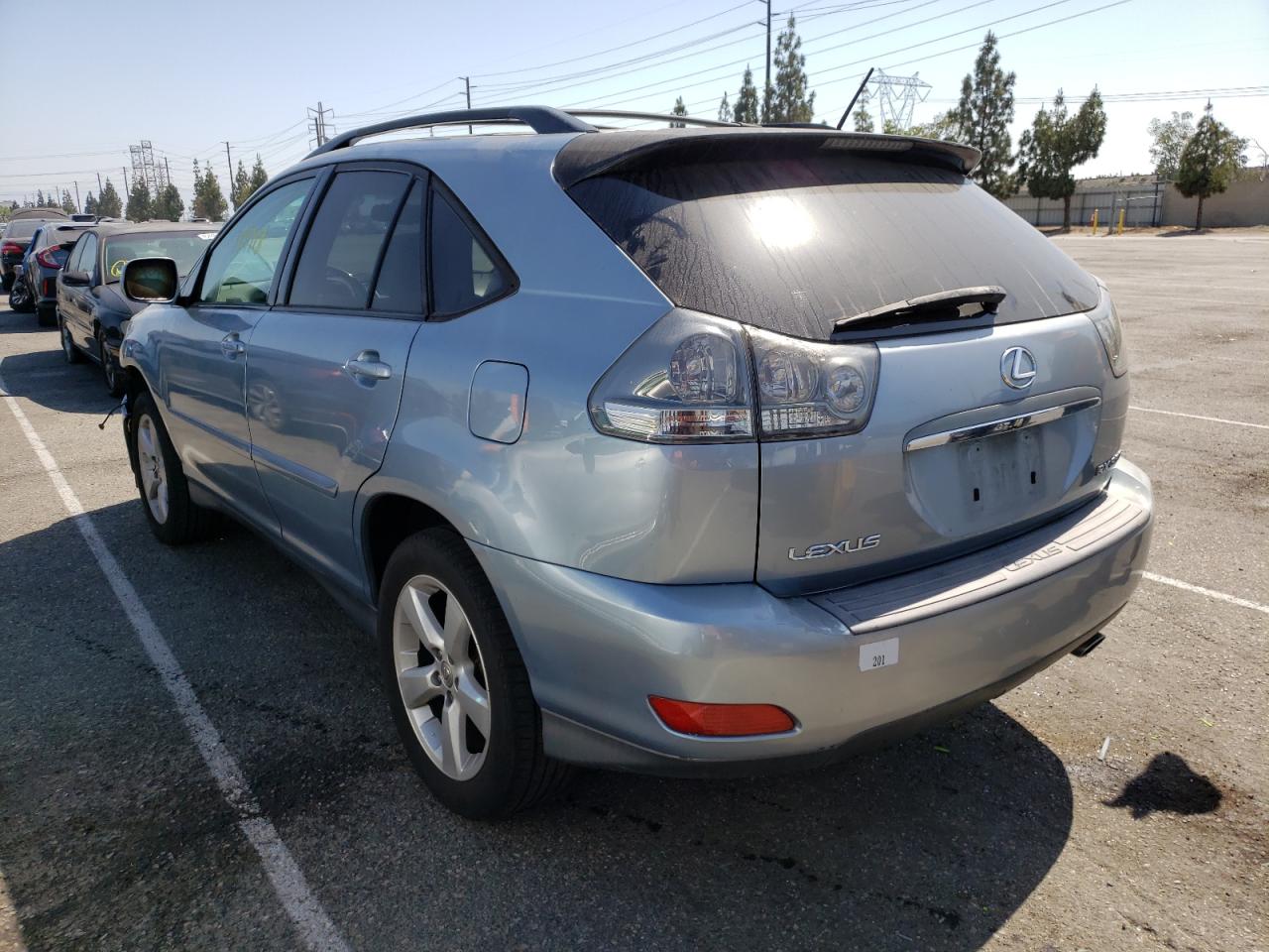 Photo 3 from auction – 2005 LEXUS RX 330 with VIN JTJGA31UX50049337