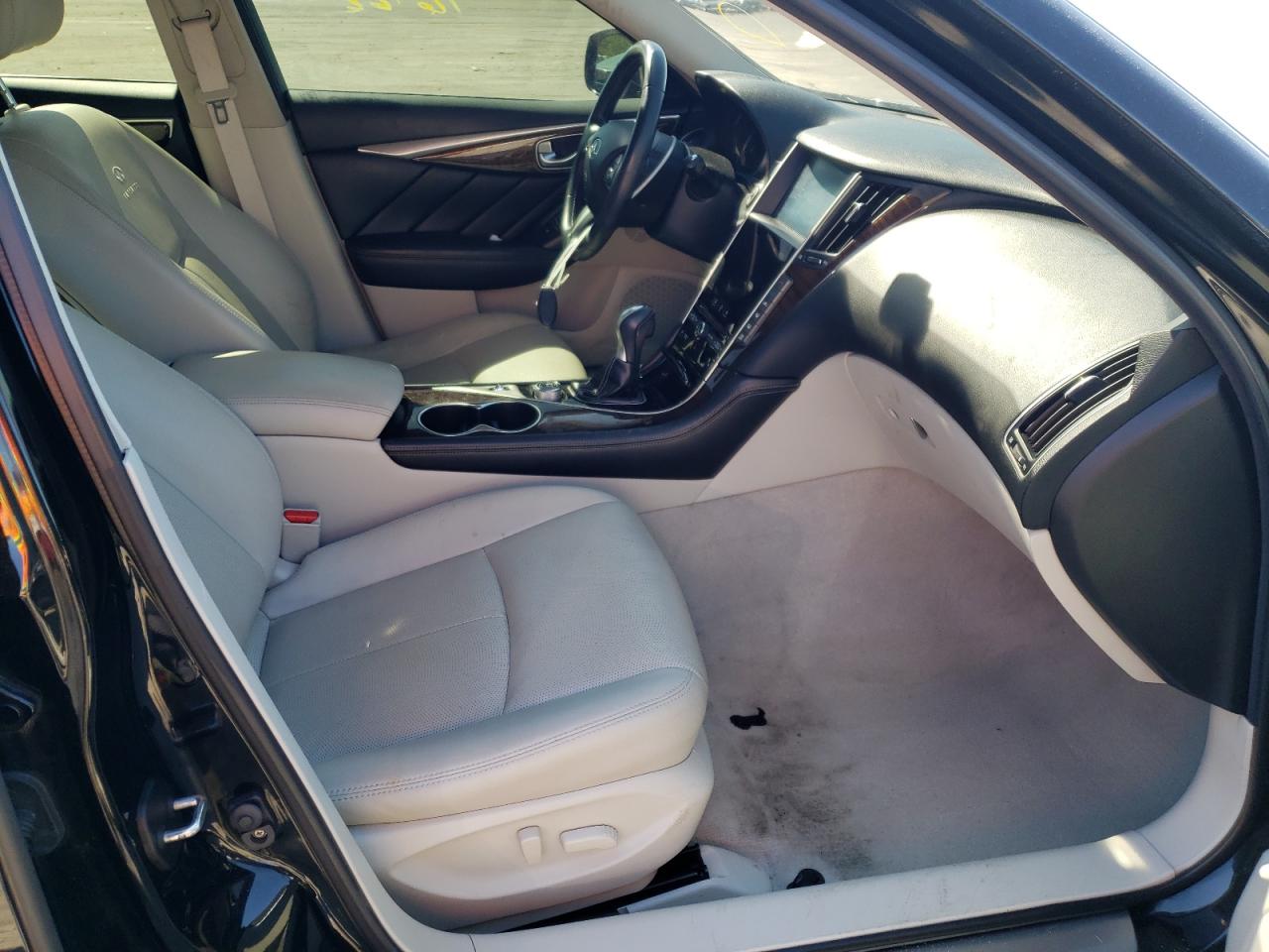 Photo 5 from auction – 2014 INFINITI Q50 BASE with VIN JN1BV7AP5EM693374