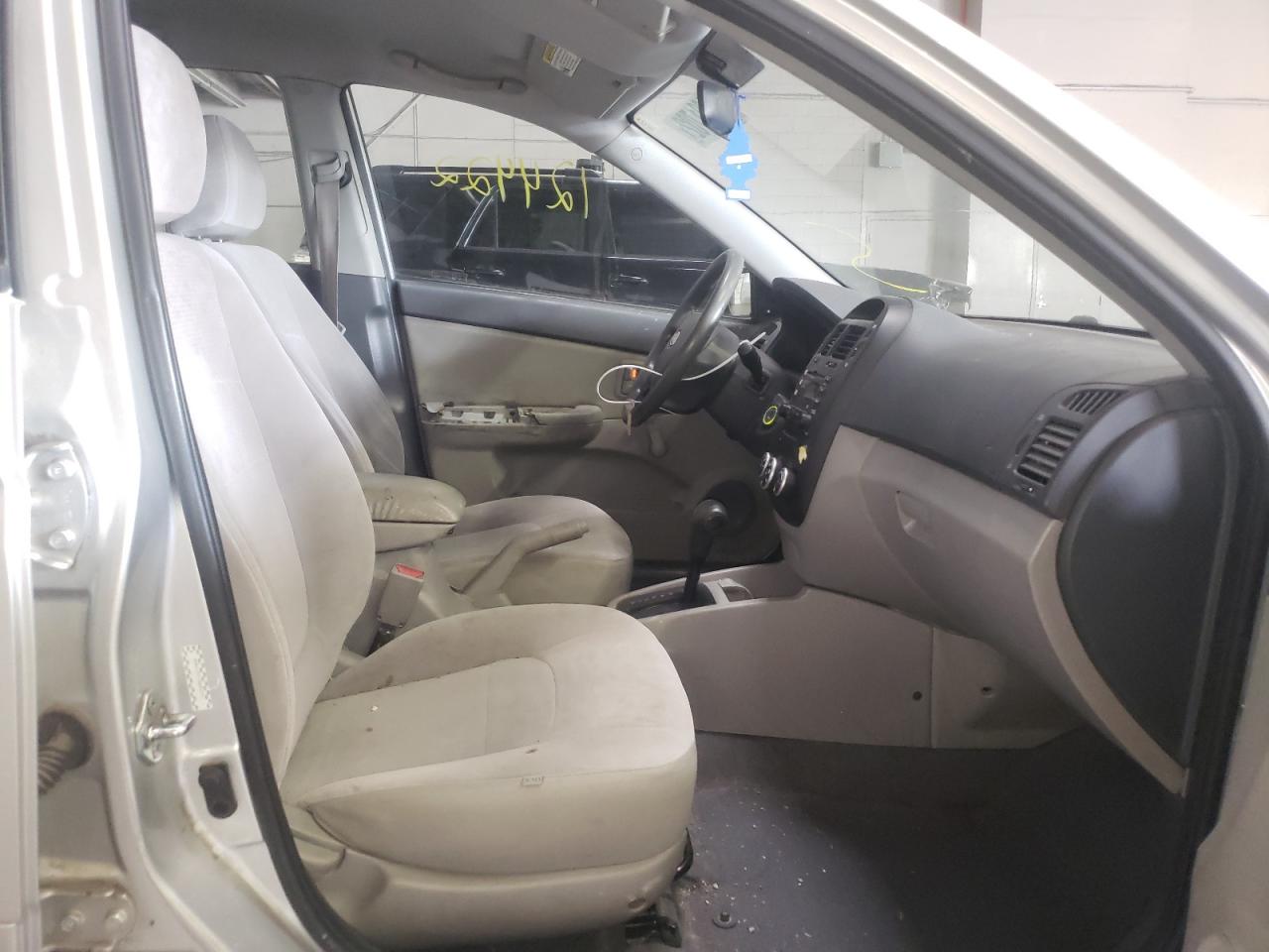 Photo 5 from auction – 2009 KIA SPECTRA EX with VIN KNAFE221795651247