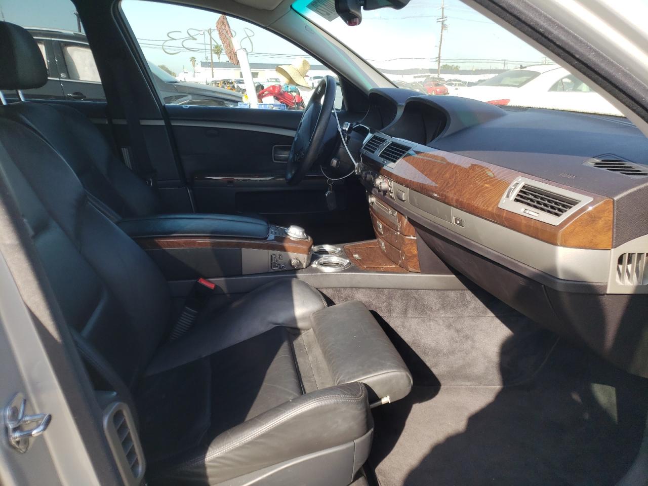 Photo 5 from auction – 2003 BMW 745 I with VIN WBAGL634X4DP71620