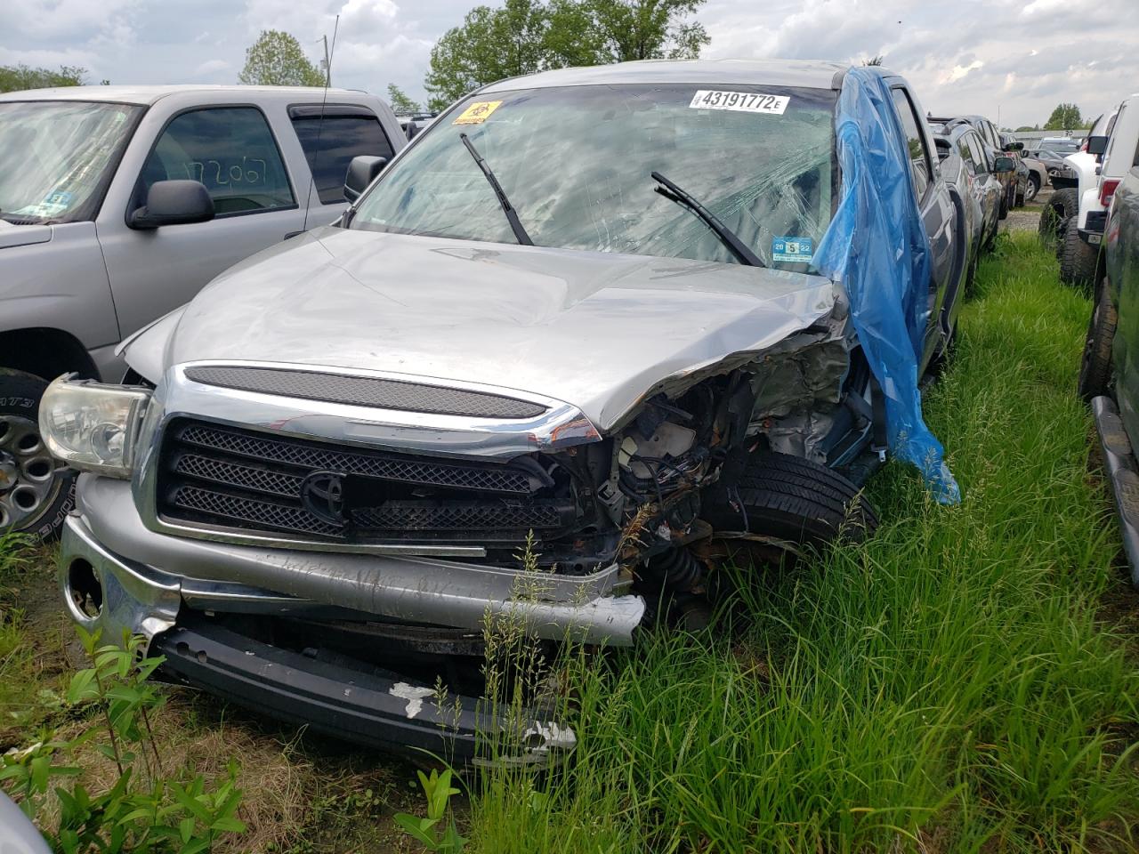Photo 2 from auction – 2007 TOYOTA TUNDRA DOU with VIN 5TBBV54147S454214