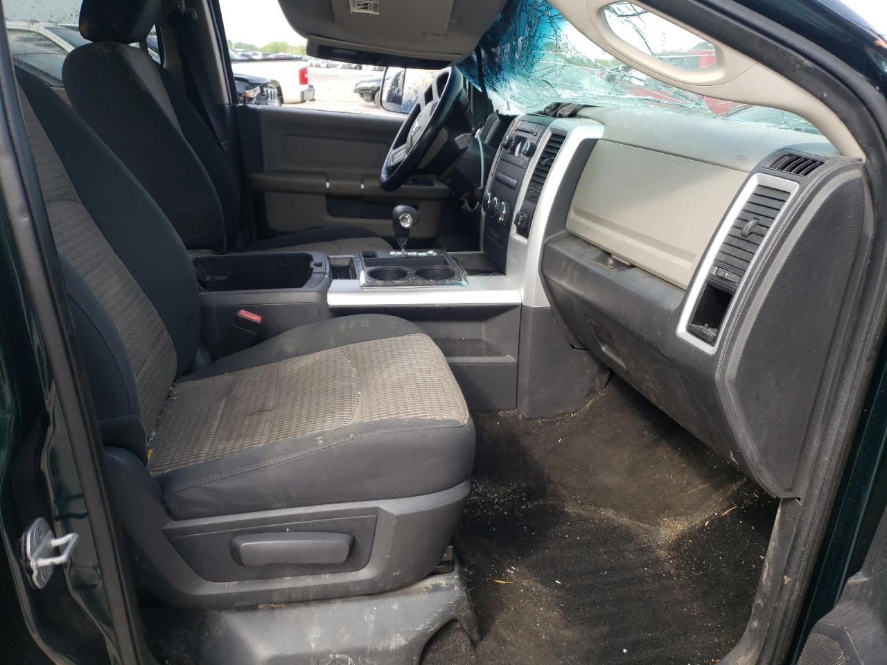Photo 5 from auction – 2011 DODGE RAM 1500 with VIN 1D7RB1CT1BS526731