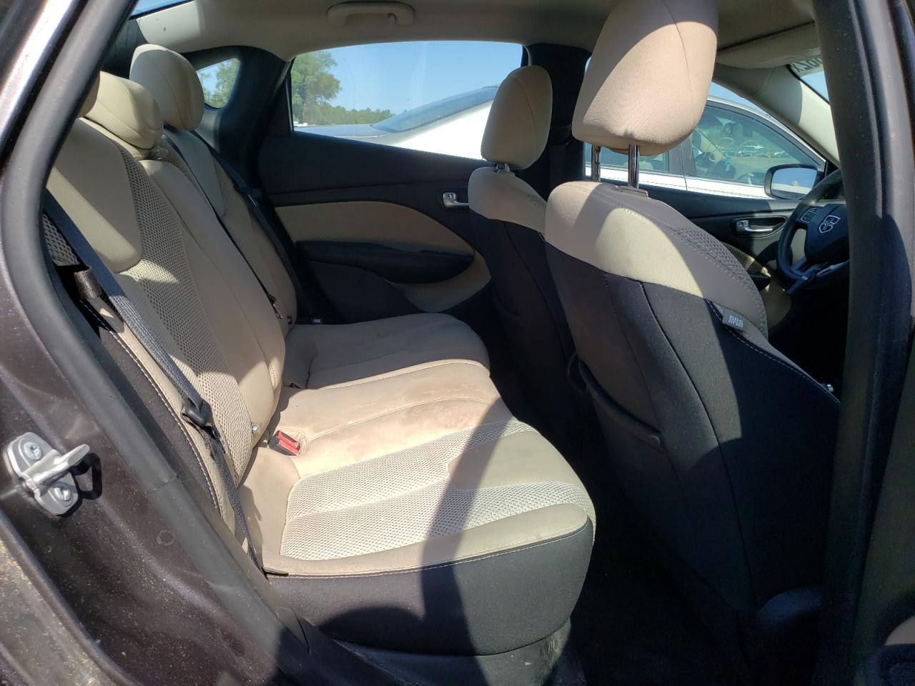 Photo 6 from auction – 2015 DODGE DART SXT with VIN 1C3CDFBBXFD211988