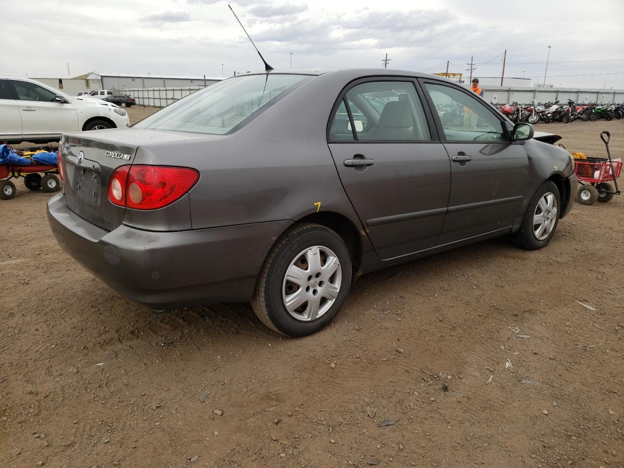 Photo 4 from auction – 2007 TOYOTA COROLLA CE with VIN 1NXBR30E47Z877116