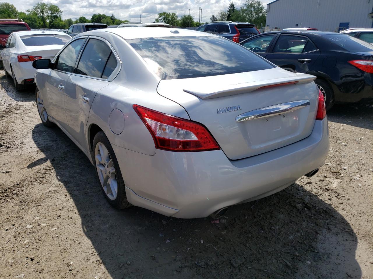 Photo 3 from auction – 2011 NISSAN MAXIMA S with VIN 1N4AA5AP6BC817541