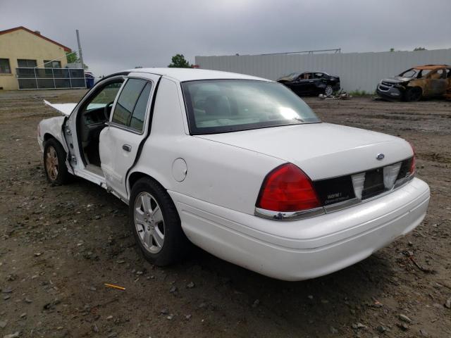 Photo 3 from auction – 2011 FORD CROWN VICT with VIN 2FABP7EV2BX137226
