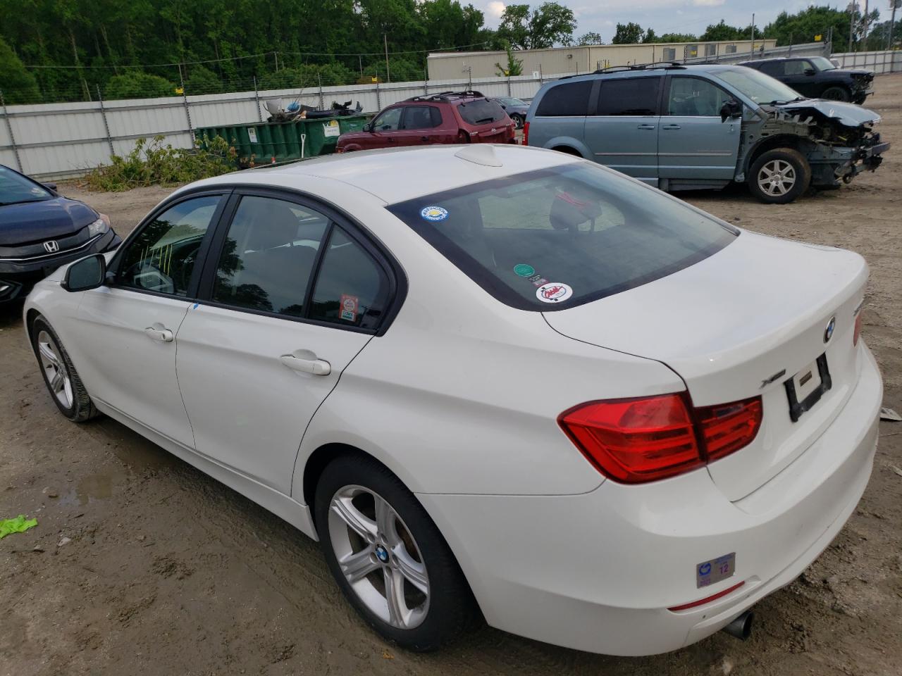 Photo 3 from auction – 2014 BMW 320 I XDRI with VIN WBA3C3G52ENS67333
