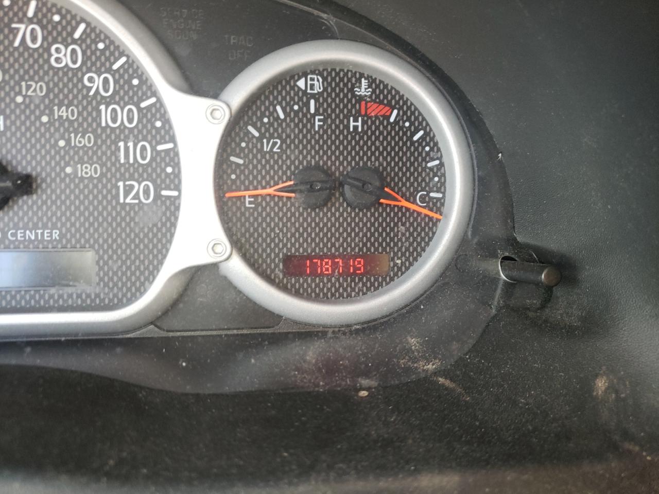 Photo 8 from auction – 2001 PONTIAC AZTEK with VIN 3G7DA03E81S520123