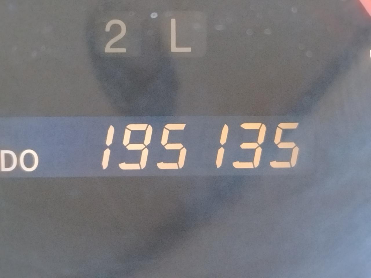 Photo 8 from auction – 2002 LEXUS ES 300 with VIN JTHBF30G220079355