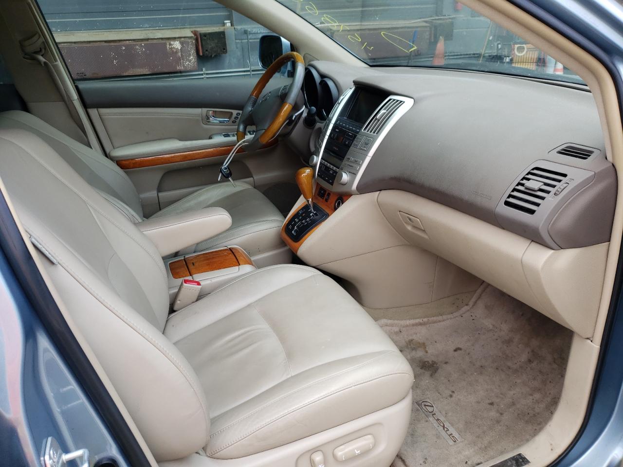 Photo 18 from auction – 2008 LEXUS RX 350 with VIN 2T2HK31U78C067742