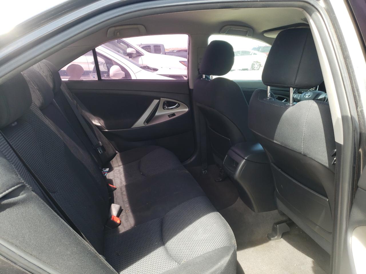 Photo 6 from auction – 2010 TOYOTA CAMRY BASE with VIN 4T1BF3EK6AU067792