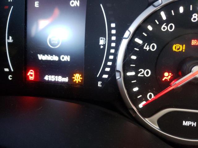 Photo 8 from auction – 2018 JEEP RENEGADE L with VIN ZACCJBBH0JPH52804