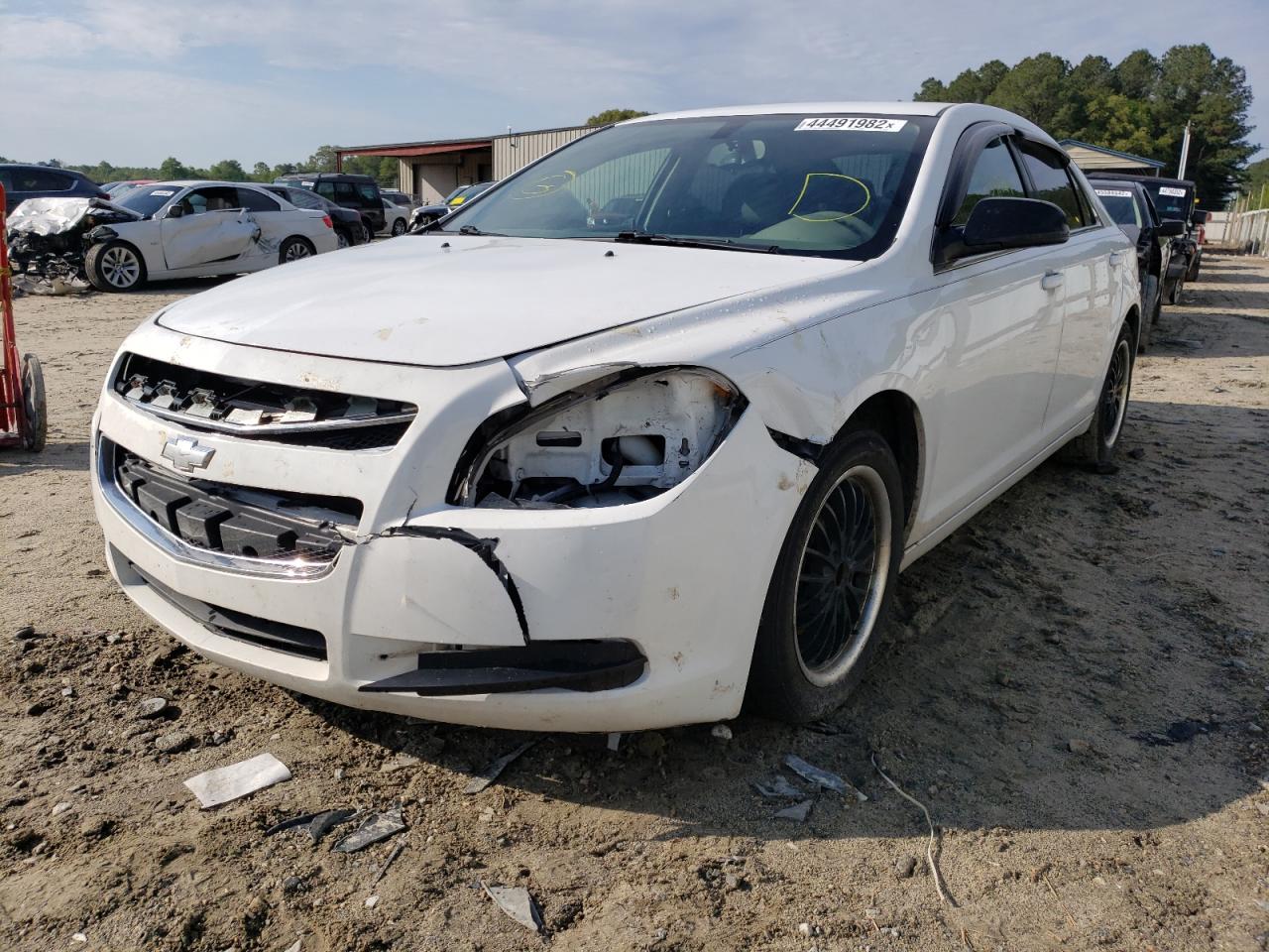 Photo 2 from auction – 2011 CHEVROLET MALIBU LS with VIN 1G1ZB5E17BF387543